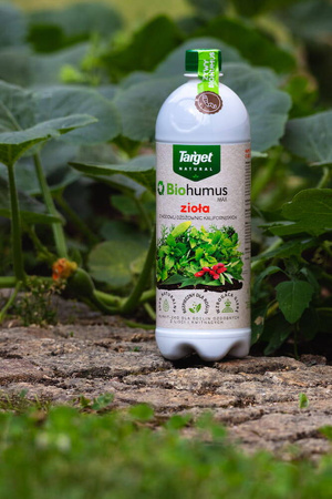 Biohumus Max do ziół 1 l ekologiczny biohumus uzyskiwany  z hodowli dżdżownic