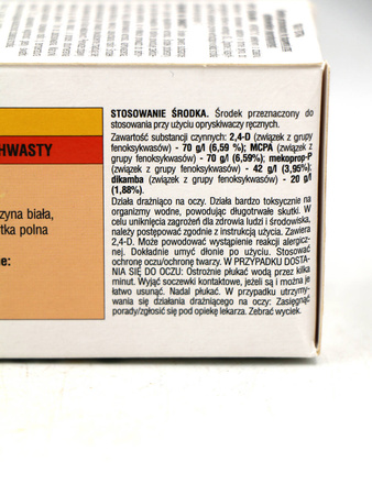 Golf Extra Zwalcza Chwasty Na Trawniku 100 ml
