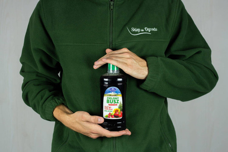 Nawóz Zielony Busz z miedzią, mydłem Himal i piołunem – 500 ml