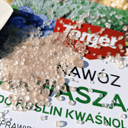 Nawóz do iglaków zakwaszający z mikroelementami 1 kg